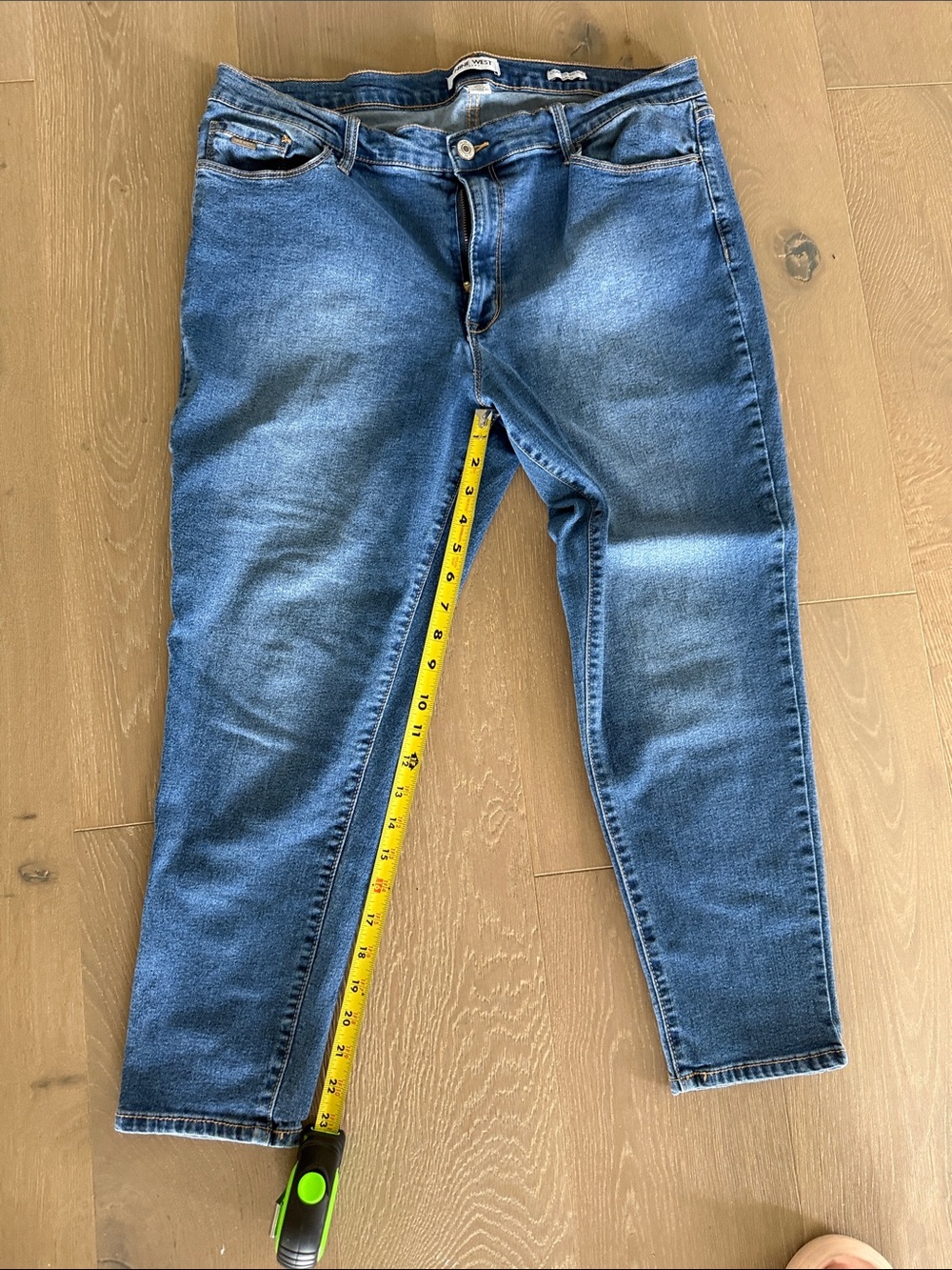 Nine West Women’s cigarette skinny mid rise Jeans in Blue Denim